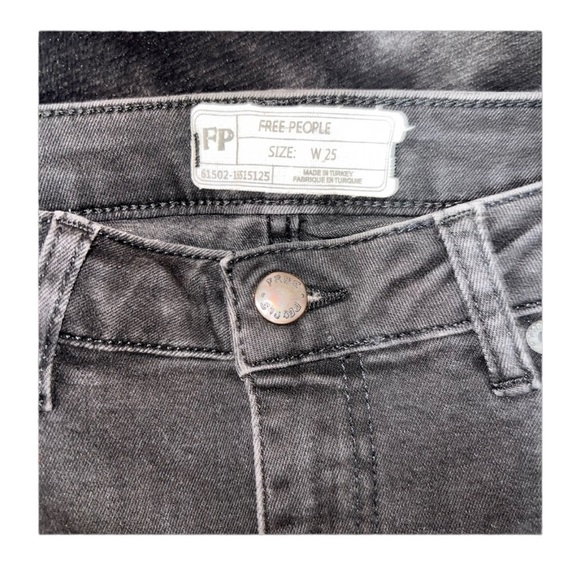 {NWOT Free People Black Fringe Hem Distressed Denim Jeans Size 25} - Picture 7 of 8